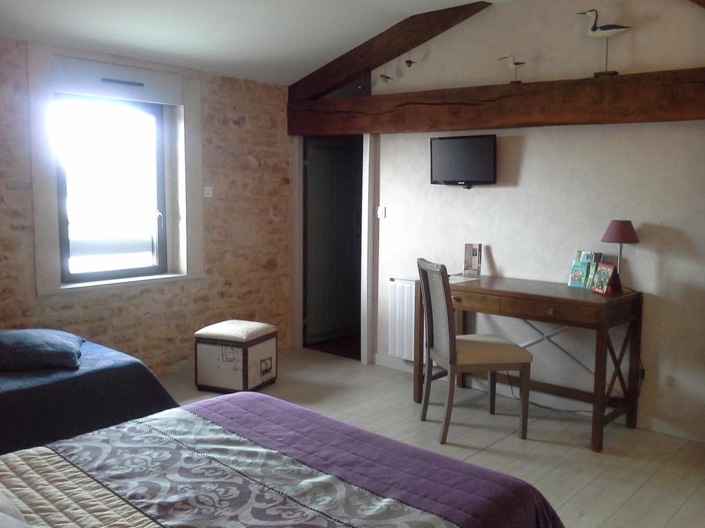 Le Logis Du Four Bed & Breakfast Soudan  Exterior photo